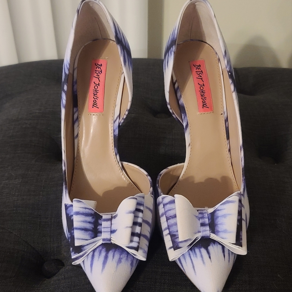 Betsy Johnsons - Blue/White Size 9M